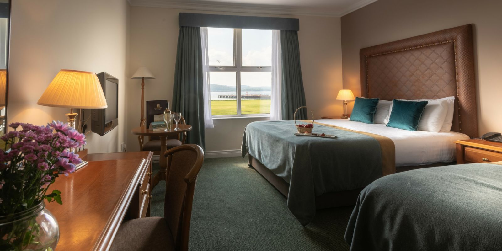 Family hotel Donegal