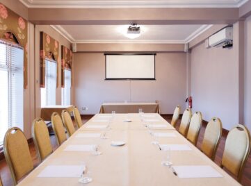 Railway Room boardroom set up 01 - Inishowen Gateway