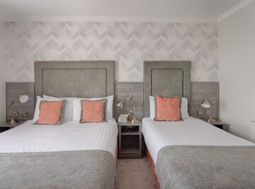 bedroom 1 - Inishowen Gateway