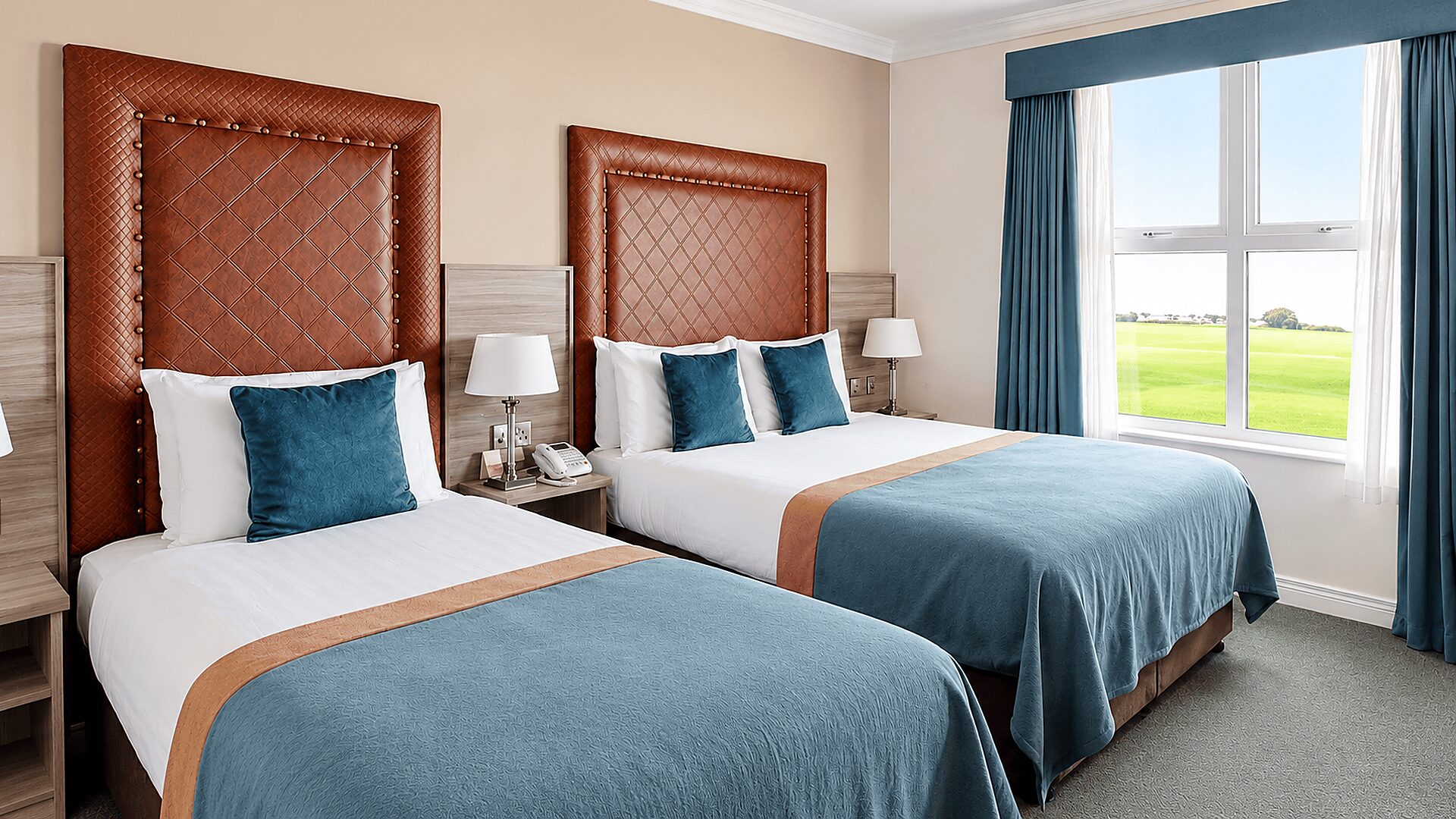 hotel twin room 1920x1080 1 - Inishowen Gateway