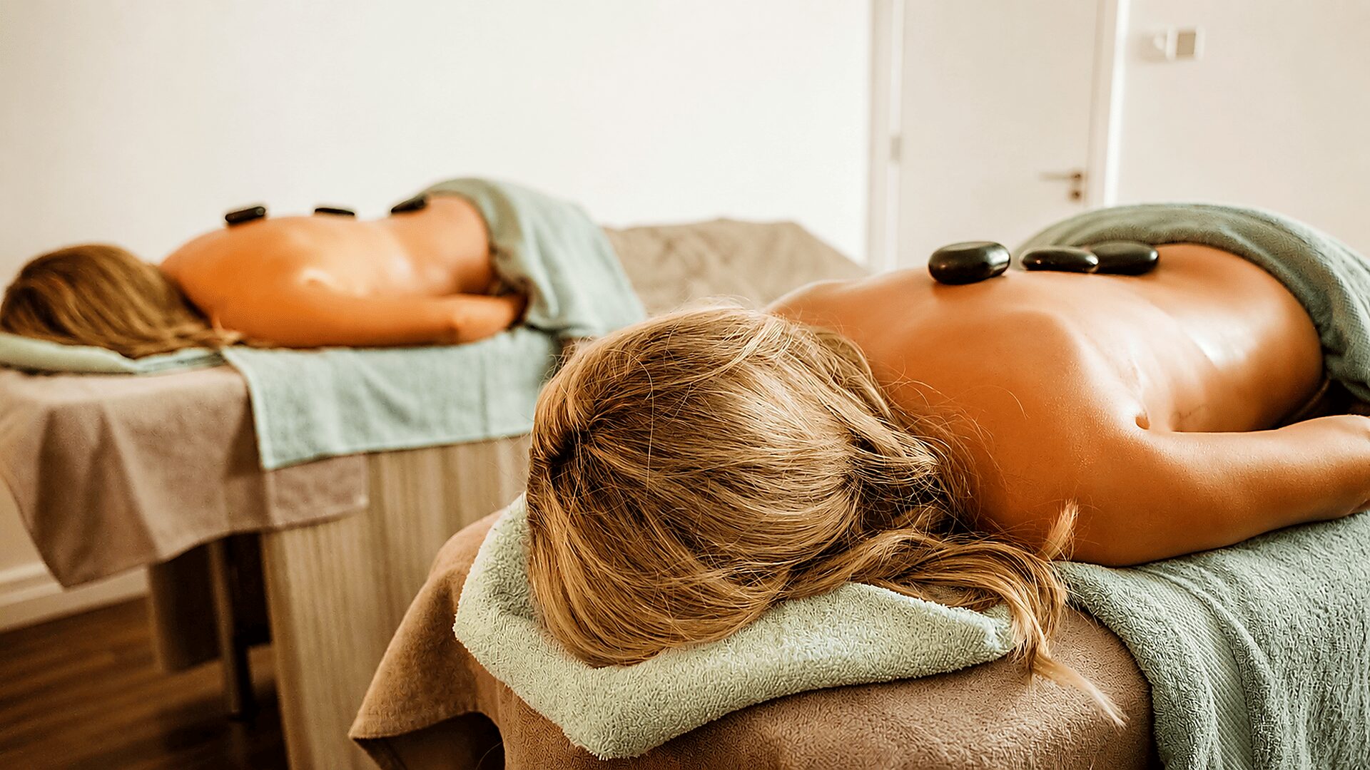 serene spa treatment hot stones 1920x1080 1 - Inishowen Gateway