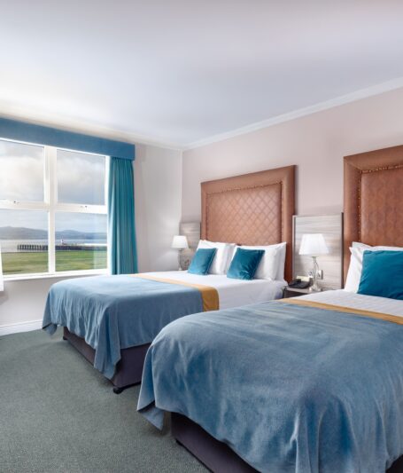 twin room 1 1 - Inishowen Gateway